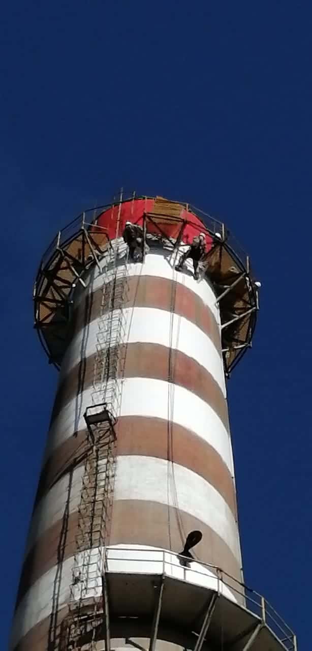 Pintado de chimenea, vista desde abajo